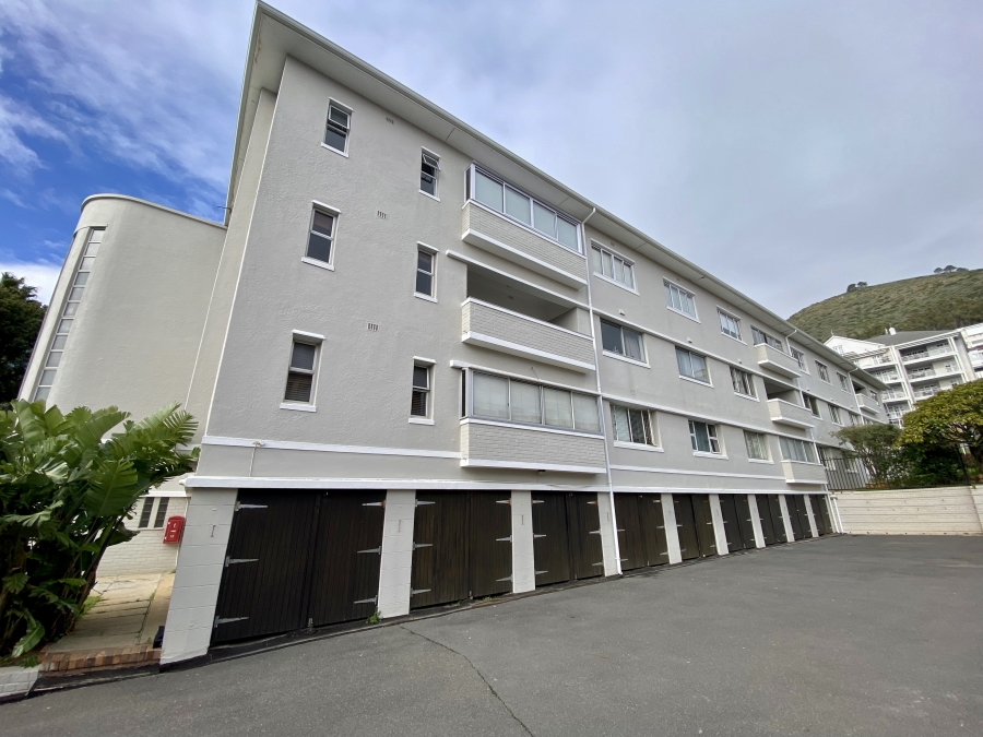 0 Bedroom Property for Sale in Sea Point Western Cape